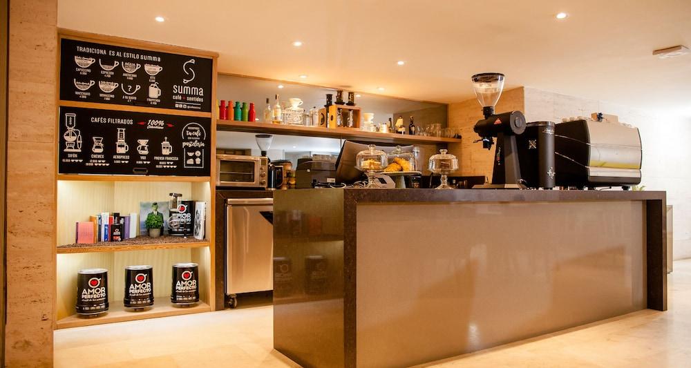 Hotel Capilla Del Mar Cartagena Dış mekan fotoğraf A coffee shop in Madrid, Spain