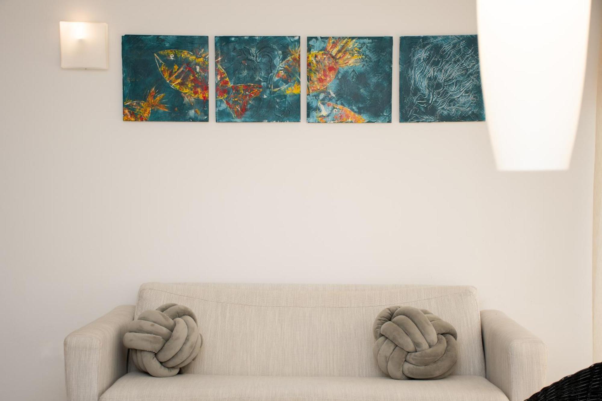 Hotel Capilla Del Mar Cartagena Dış mekan fotoğraf A set of four paintings by the artist