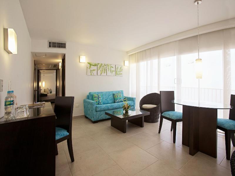 Hotel Capilla Del Mar Cartagena Oda fotoğraf Living room